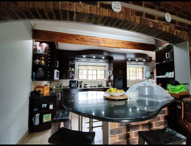 3 BEDROOM HOUSE TO LET IN UNITAS PARK